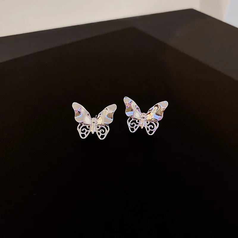 

New Fashion Personality Butterfly Shape Women's Earrings Earrings Romantic and Elegant Temperament Design Earrings Wholesale