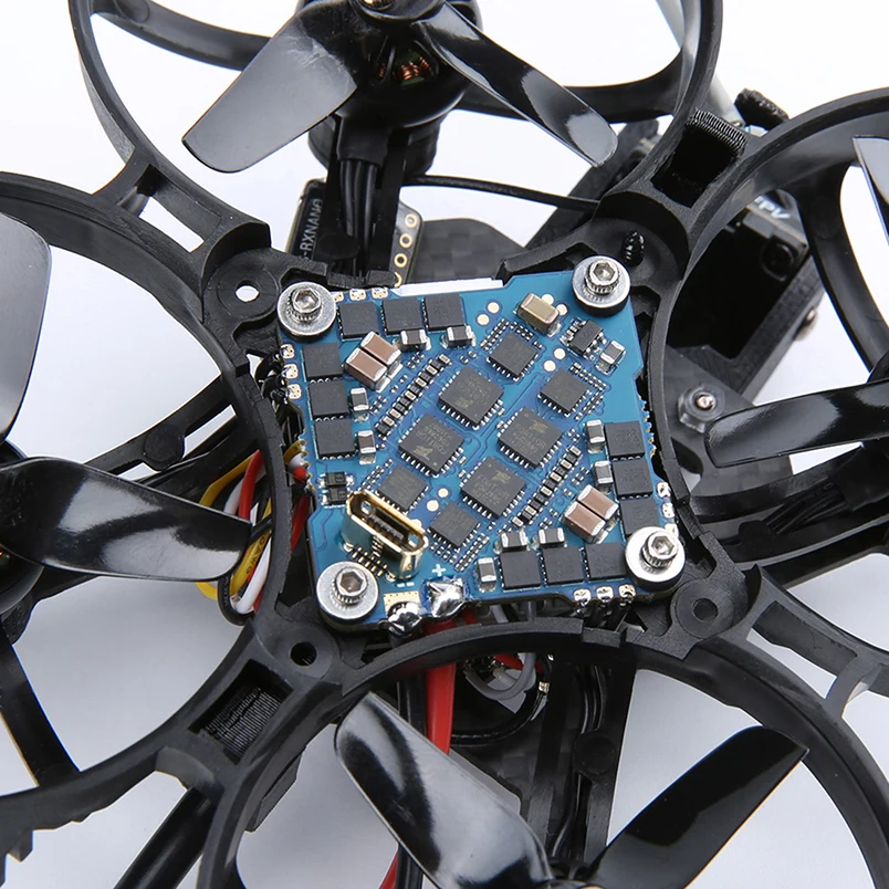 

IFlight Alpha C85 HD SucceX-D 20A Bwhoop F4 AIO RunCam Nano2/CADDX Nebula Digital HD System XING 1303 5000KV 4S 85mm Tinywhoop
