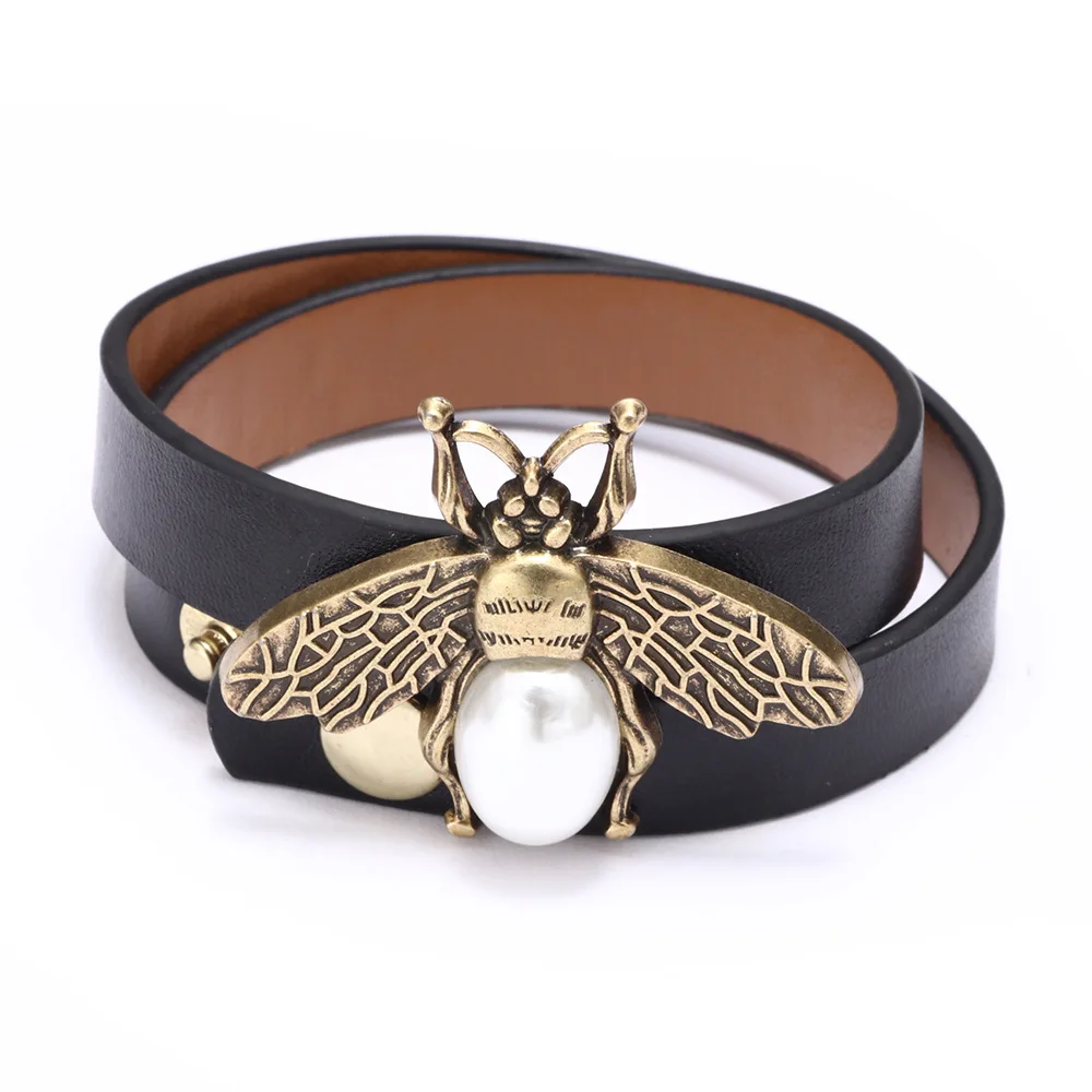 

2021 Retro Fashion Creative New Alloy PU Leather Pearl Bracelet Small Bee Hand Ring Bracelets for Women Jewelry