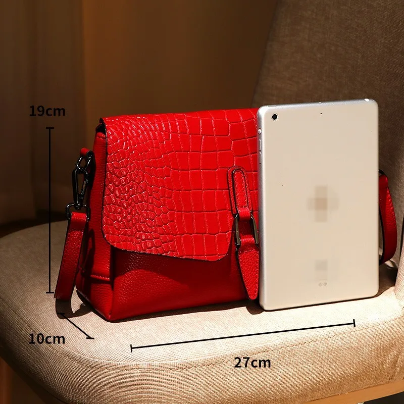 

Famous Brand Cowhide Flap Crossbody Bags Women 2021 Crocodile Pattern Genuine Leather Pillow Sling Bag OL Elegant Female Handbag
