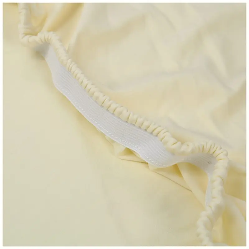 Высокоэластичный и универсальный чехол для обеденного стула кремового цвета 1