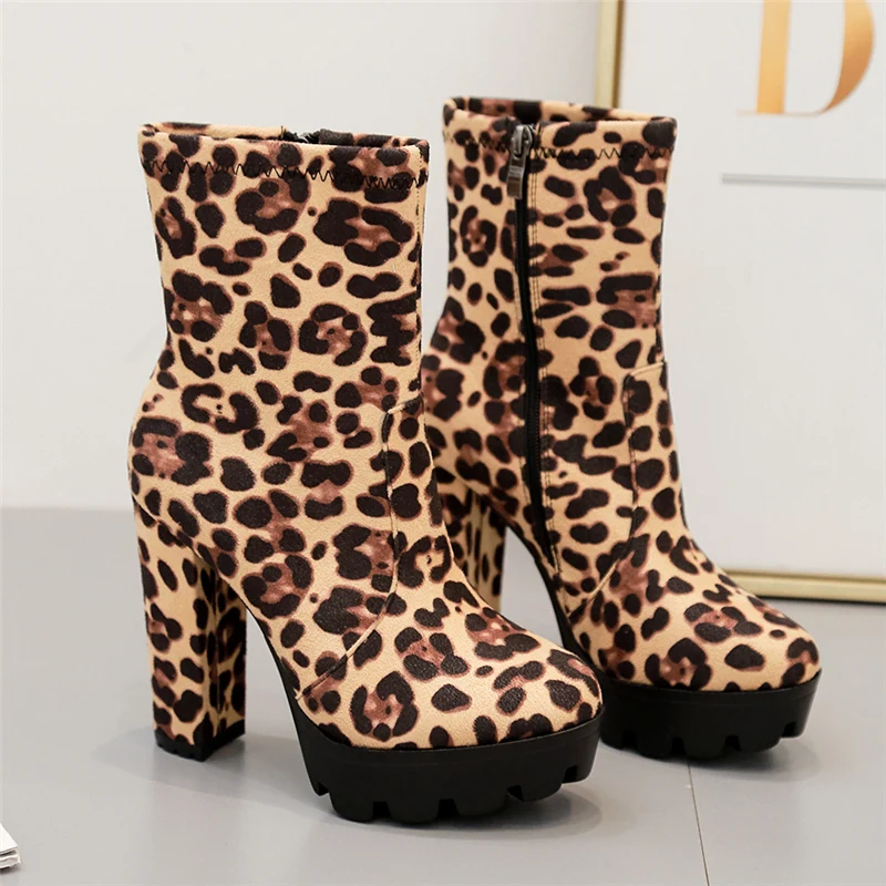 Женские замшевые леопардовые ботинки на высоком каблуке 2020 см Фетиш-ботильоны