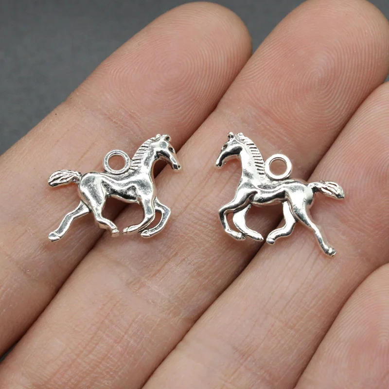 

Chxiuu 19x15mm 15PCS Antique Silver Color Horse Charms Pendant for Handmade Crafts DIY Bracelet Necklace or Jewelry Making