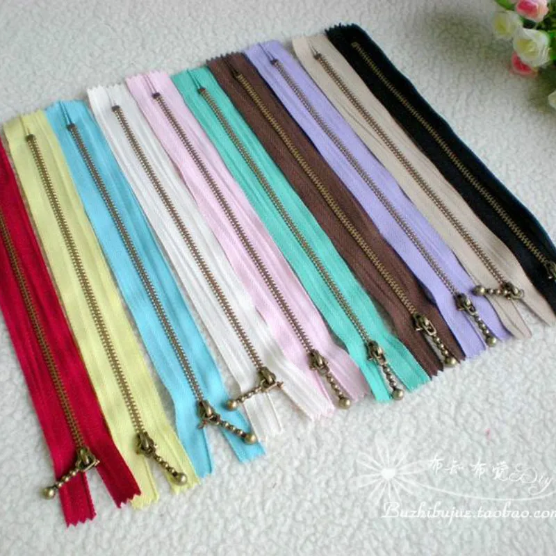 

30pcs/lot Vintage #3 Metal Zipper 20cm Close End Box Bag Zippers Decorative Puller off white bag Sewing Accessories Wholesale