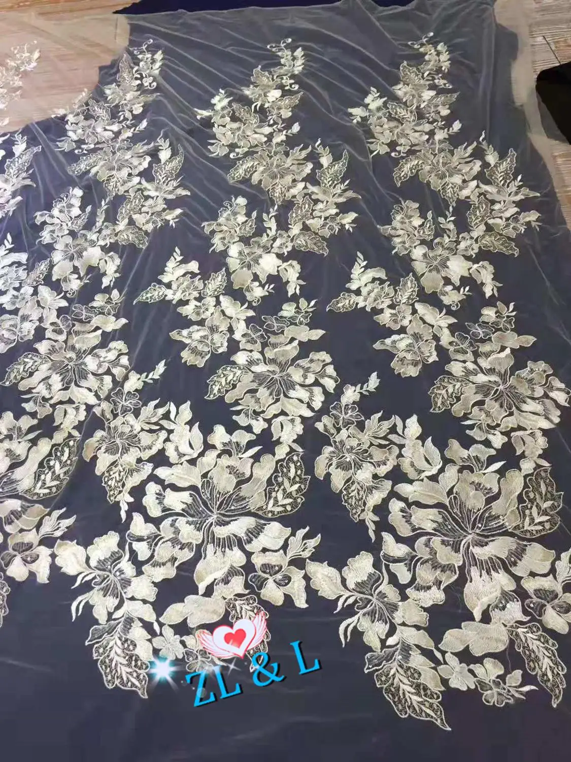 Кружевное платье из фатина с вышивкой 5 ярдов|Кружево| |