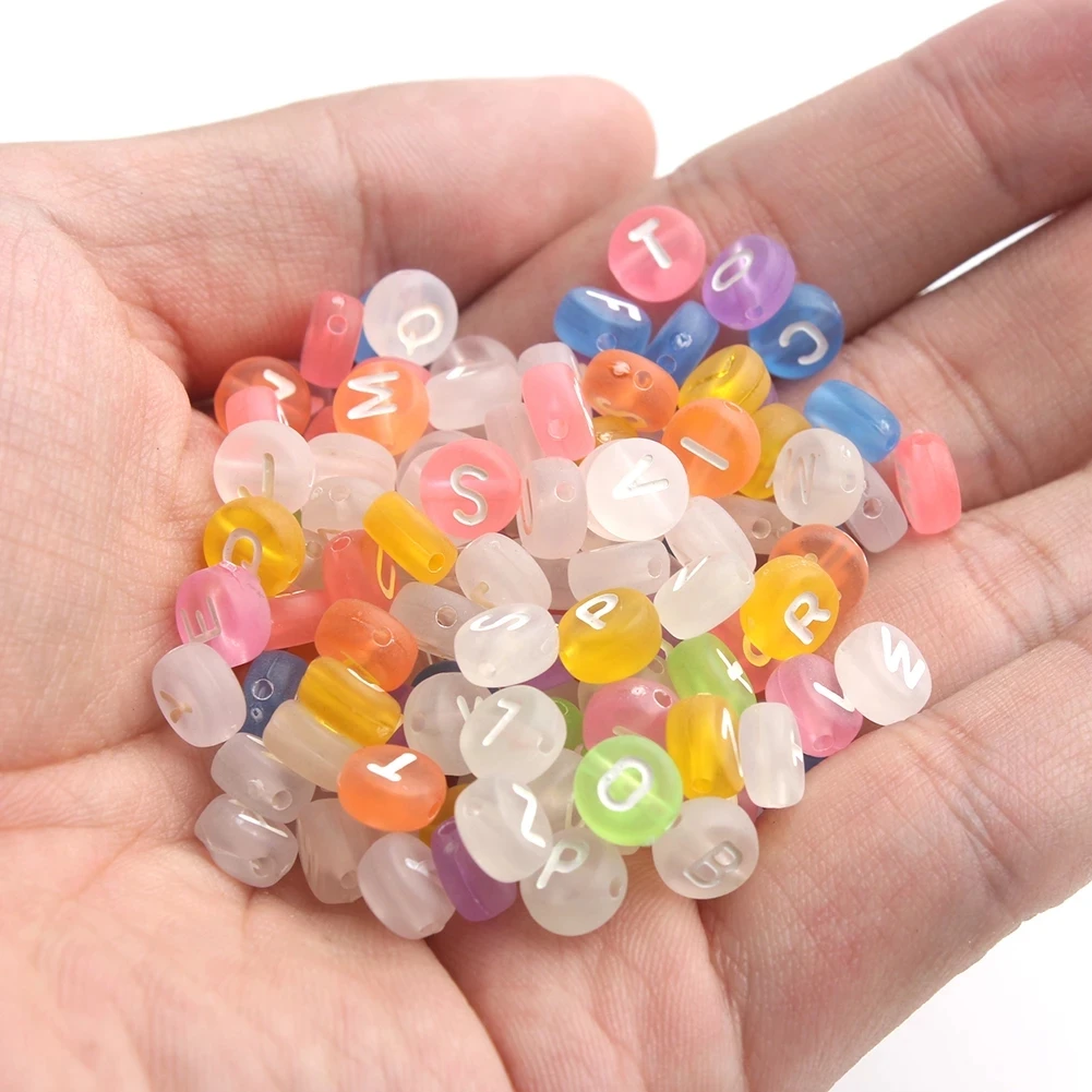 200/300/500 шт. смешанные матовые красочные буквы круглые акриловые бусины плоские