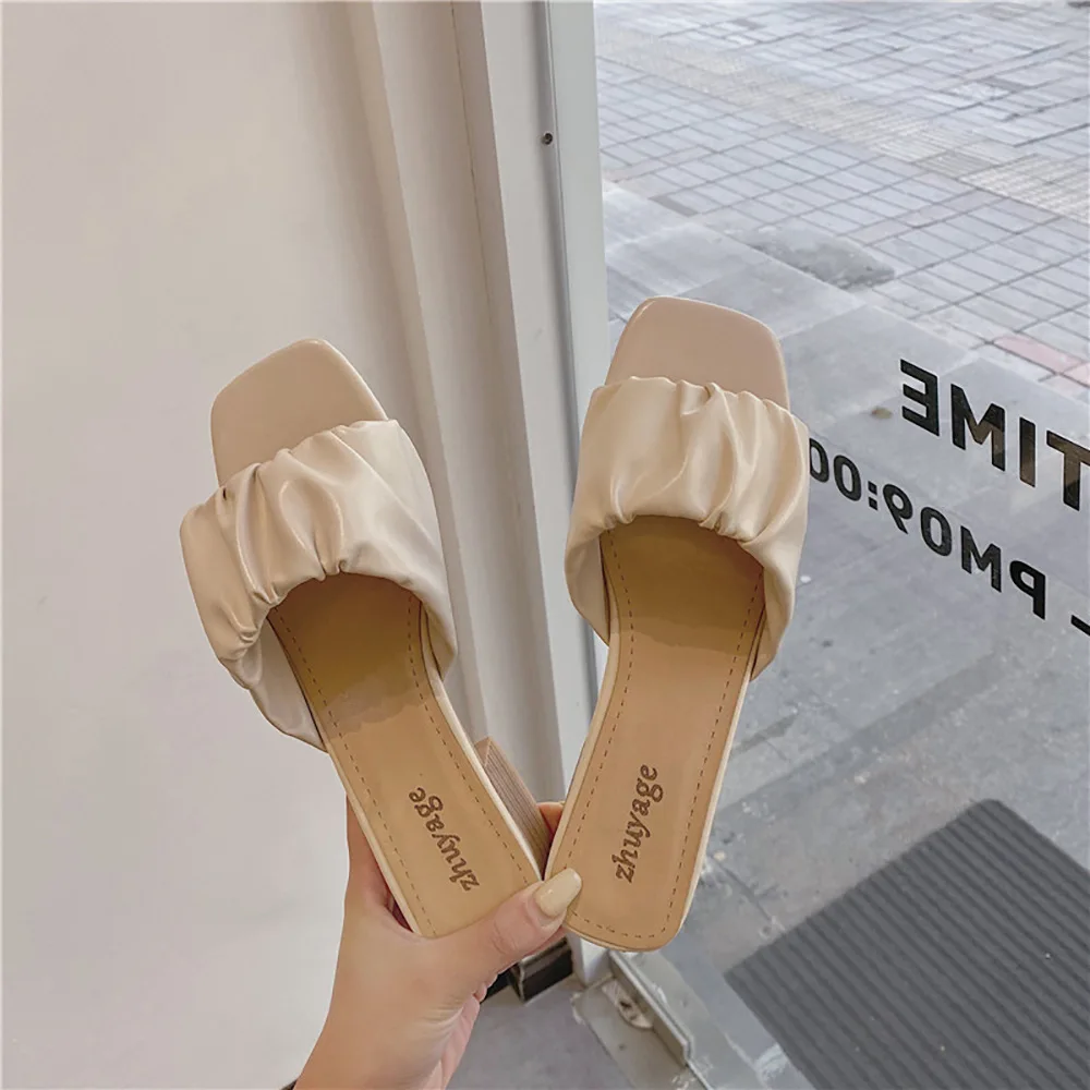 

Summer Sandals and Slippers for Women's Outer Wear Shoes 2021 New Summer Fashion with Thick Heels Ladies Slippers