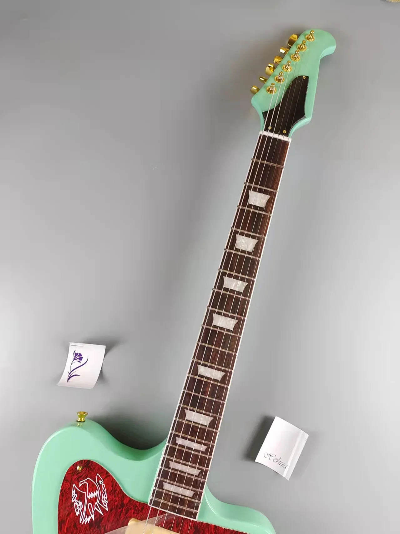 Электрическая гитара огненная светло-зеленая коричневая защитная пластина