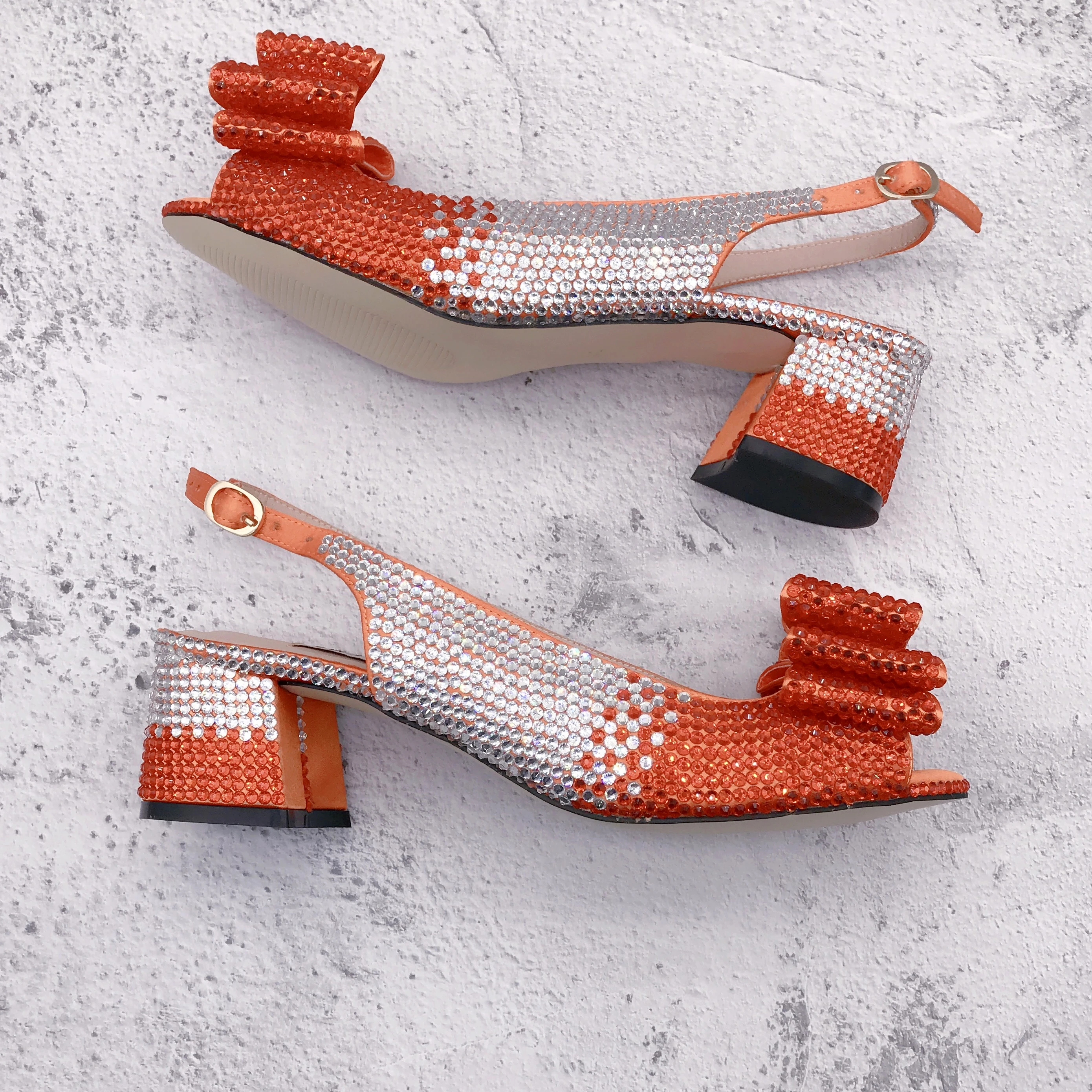 CHS1297 изготовленные на заказ блочные женские свадебные туфли с открытым носком