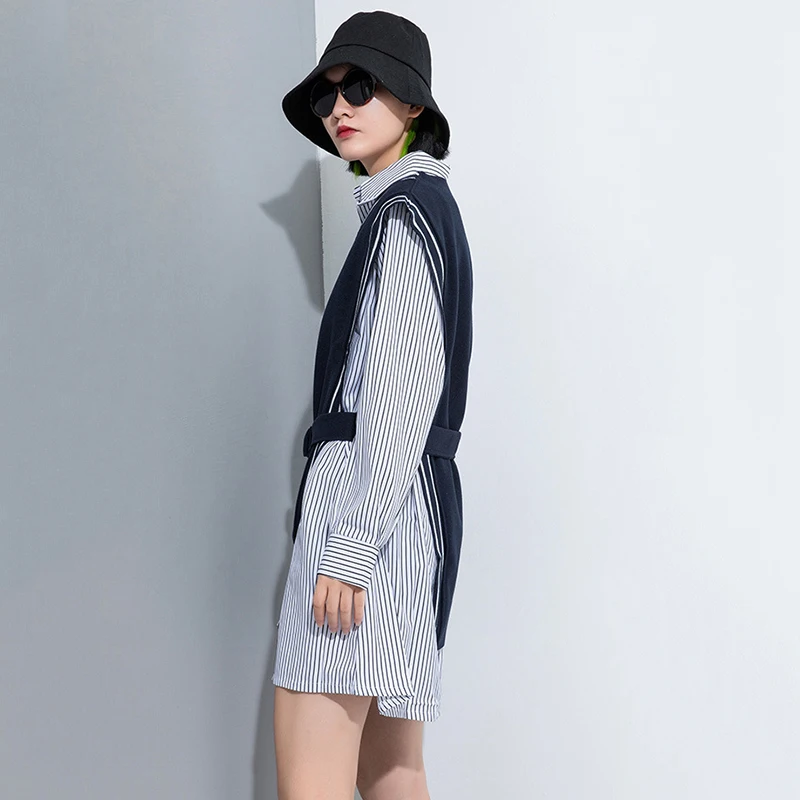 

[EAM] Women White Striped Urregular Big Szie Blouse New Lapel Long Sleeve Loose Fit Shirt Fashion Spring Autumn 2021 1DC303