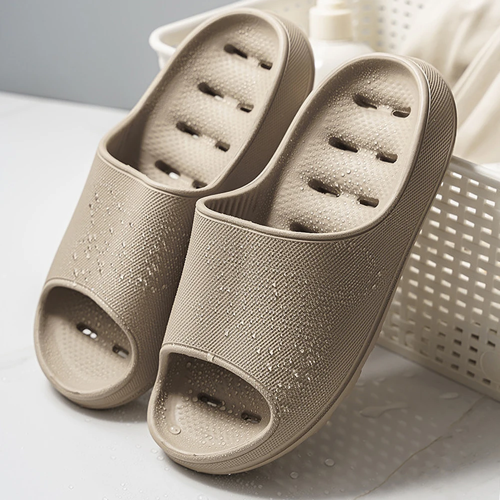 

Босоножки на платформе, украшенные женские однотонные Цвет женские летние Нескользящие шлепанцы купальный тапочки открытые пляжные мягки...