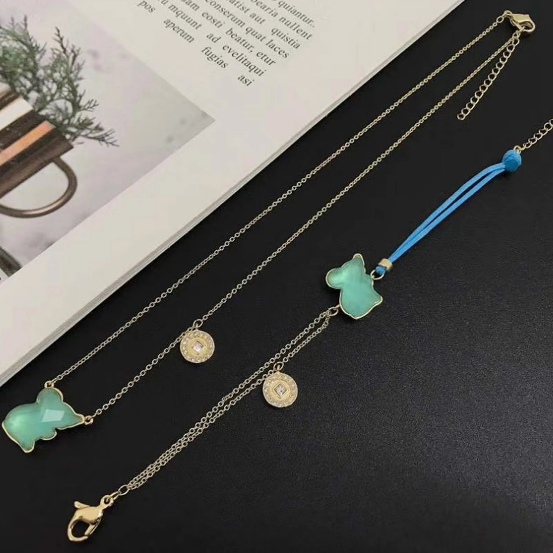 

QSJIE High quality SWA 2020 new Ruyi mouse Necklace Pendant female Zodiac mouse necklace bracelet set, the best birthday gift