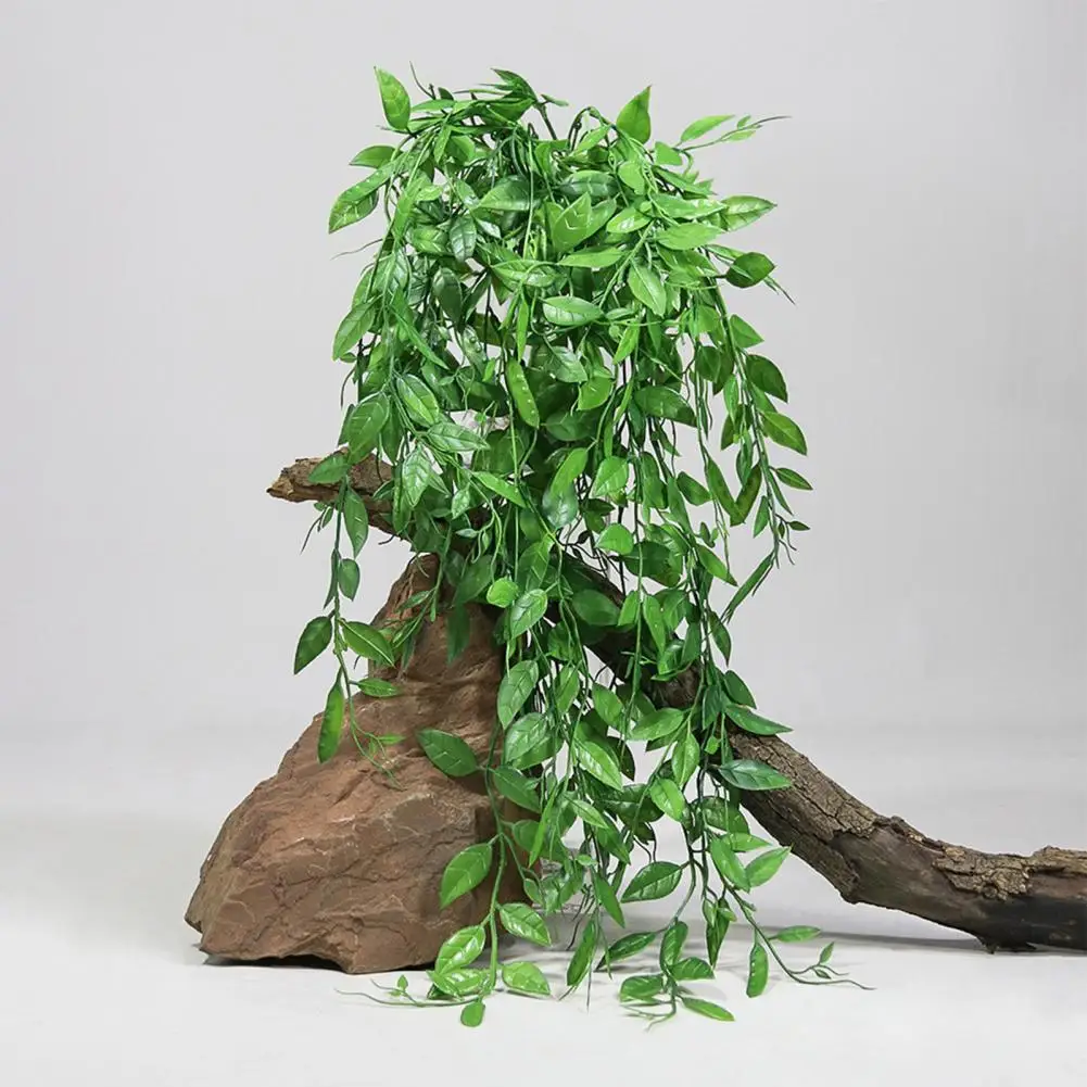 

1Pc Easy to Maintain Artificial Vines Anti-fall Plastic Beautiful Garland Simulation Vines Home Decor