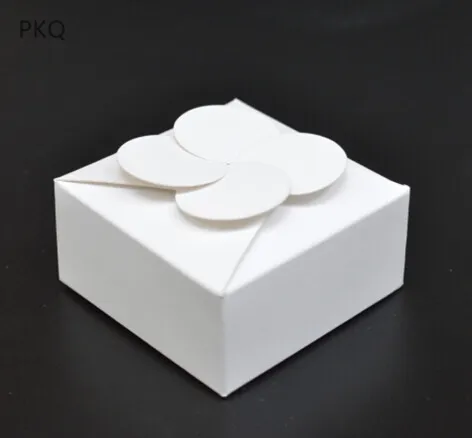 50 шт. милый клевер Крафт бумага коробка для конфет красный картон свадебные