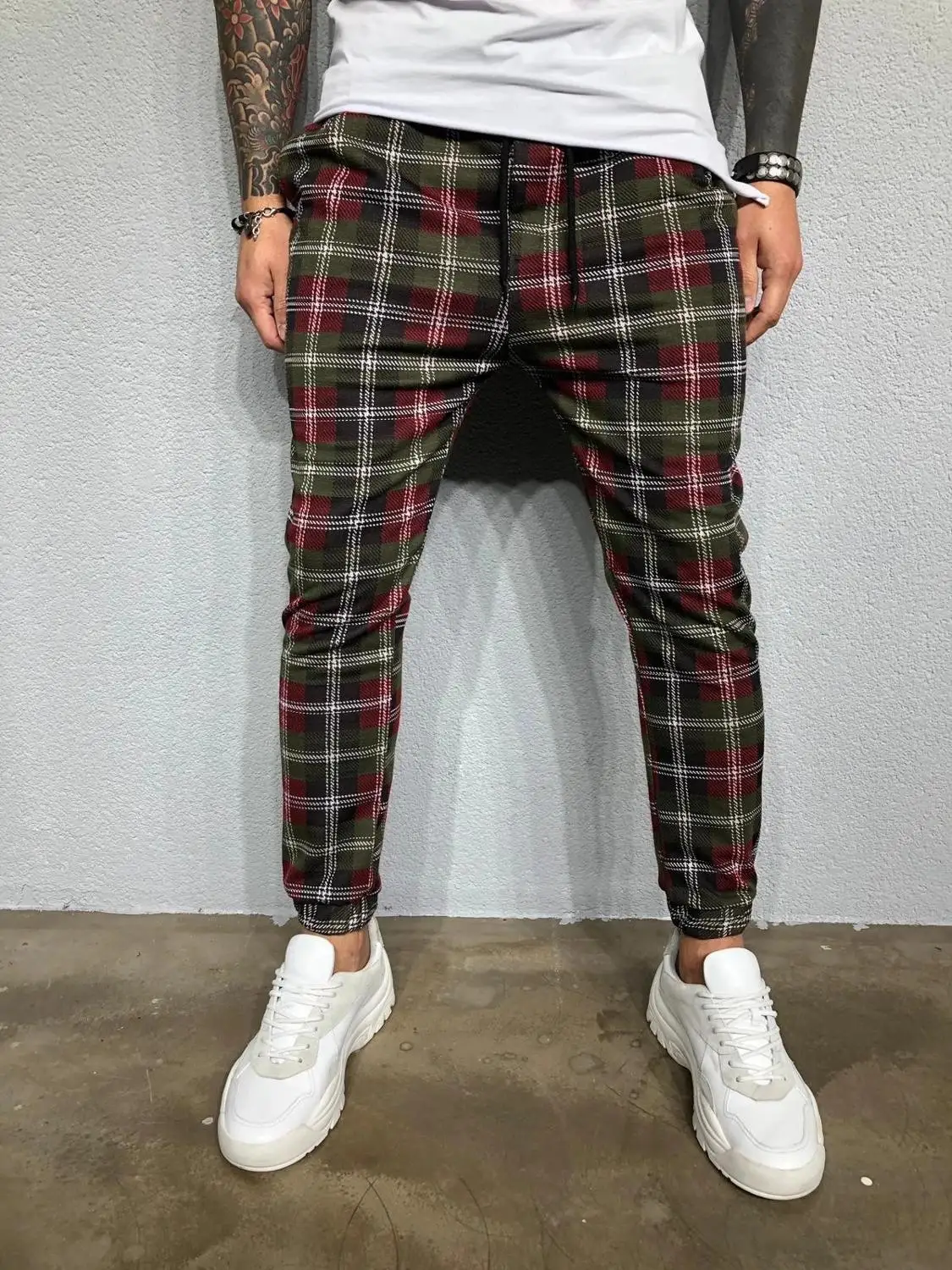 

Fall 2020 men's Plaid 3D digital printed casual pants gradual change fashion pants for men