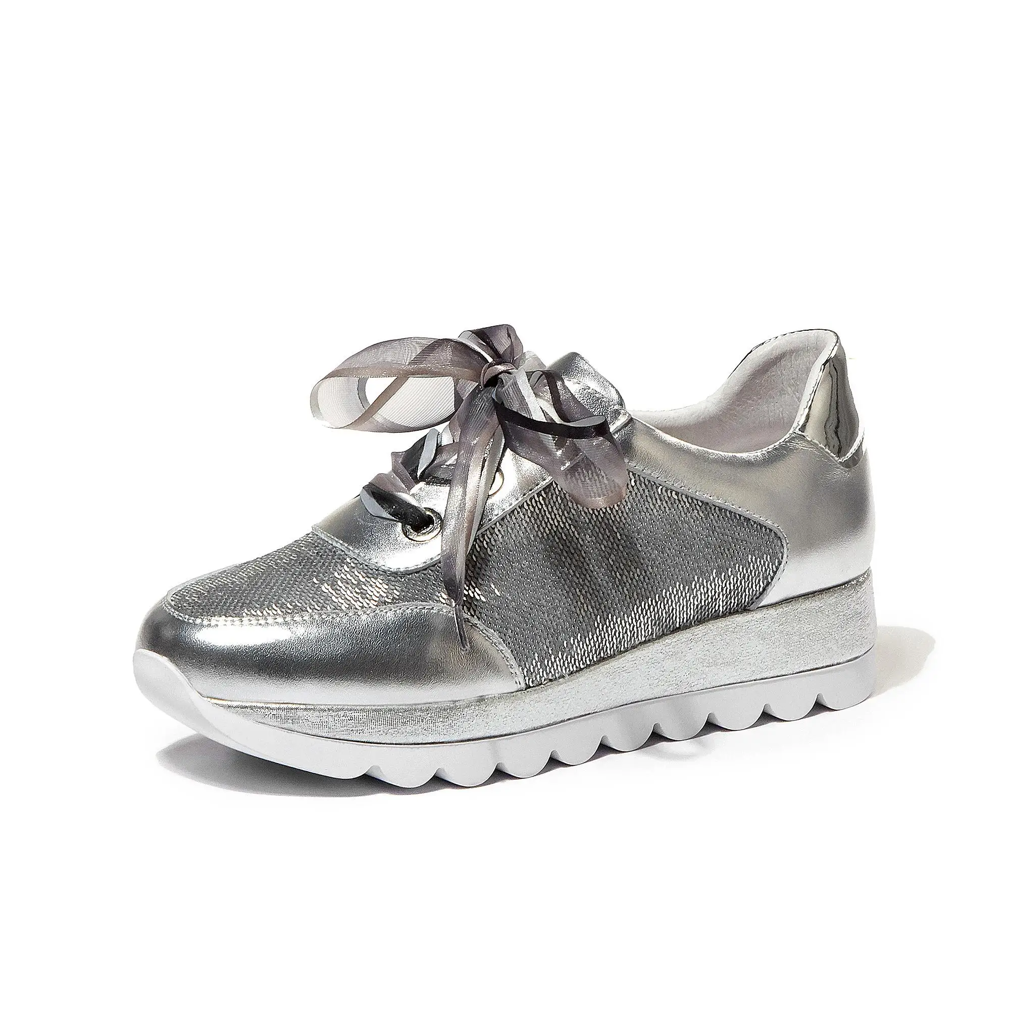 

Krazing pot cow leather round toe thick bottom silver color bling med heels sequined cloth casual lace up vulcanized shoes L6f7