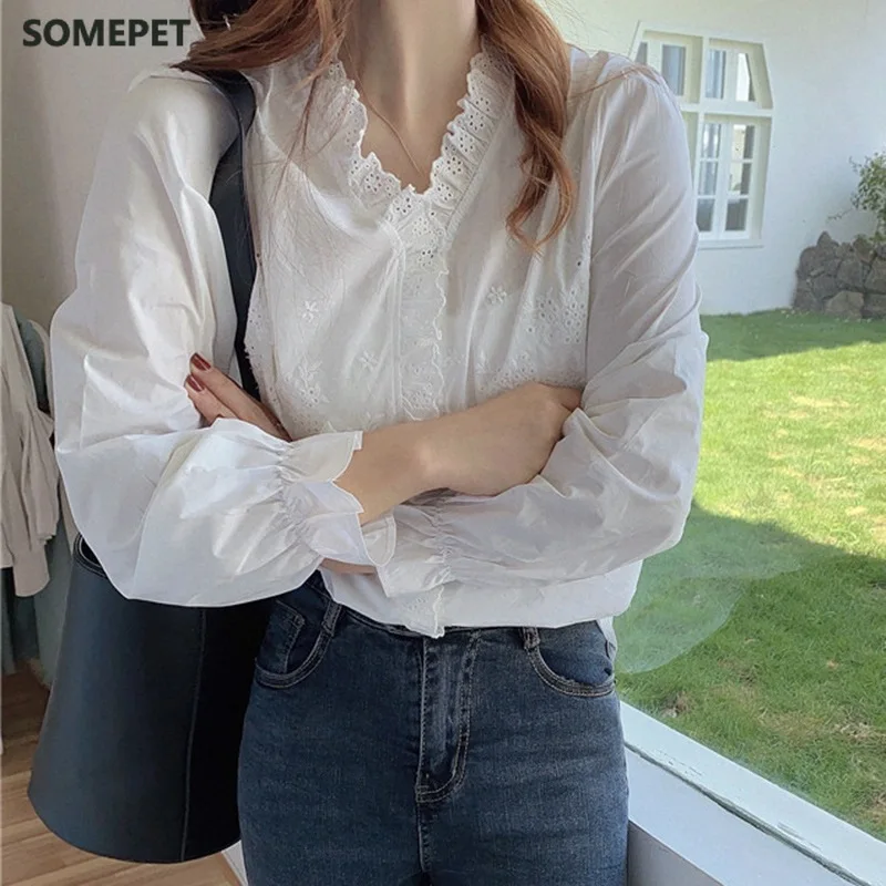 

Autumn Winter Women Ghost Horse Blouse Girl Wild Retro Delicate Lace Shirt