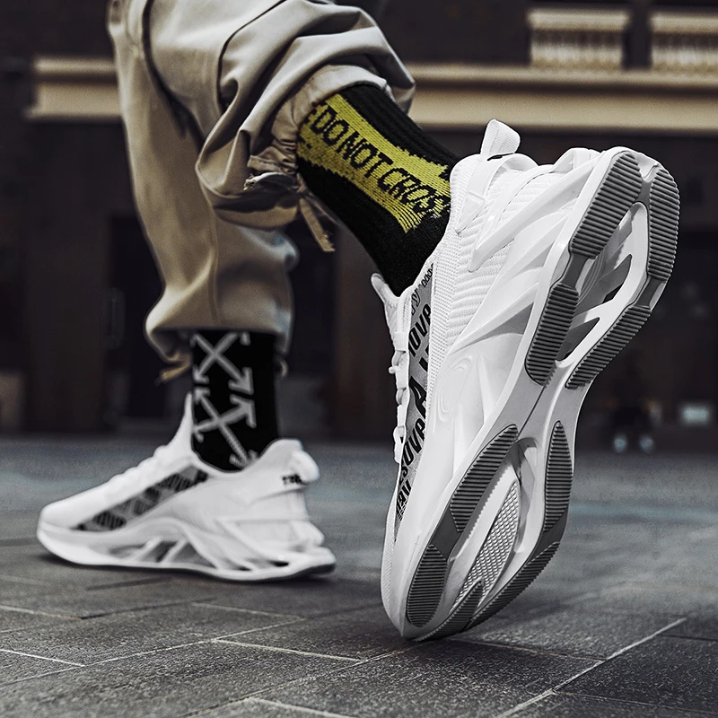 

Sneakers Male tenis men shoes Luxury shoes Mens casual Shoes Trainer Race off white Shoes fashion loafers running Shoes for men