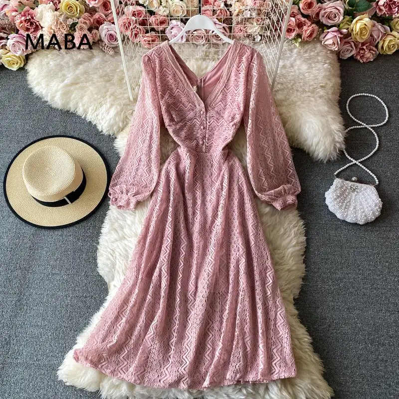 

Женское кружевное платье-макси с V-образным вырезом и рукавами-фонариками