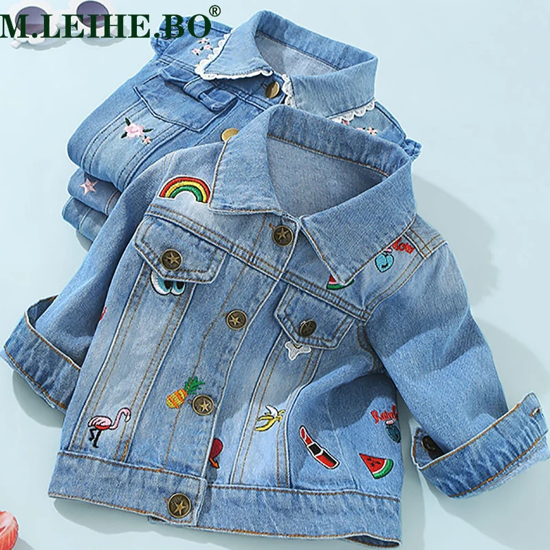 

Куртка детская джинсовая демисезонная, рваная, с цветочной вышивкой