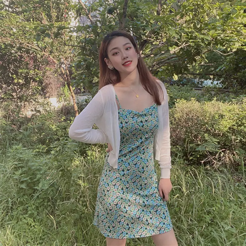 

French super fairy Little Daisy floral suspender skirt short waist slim seaside holiday dress women's summer
