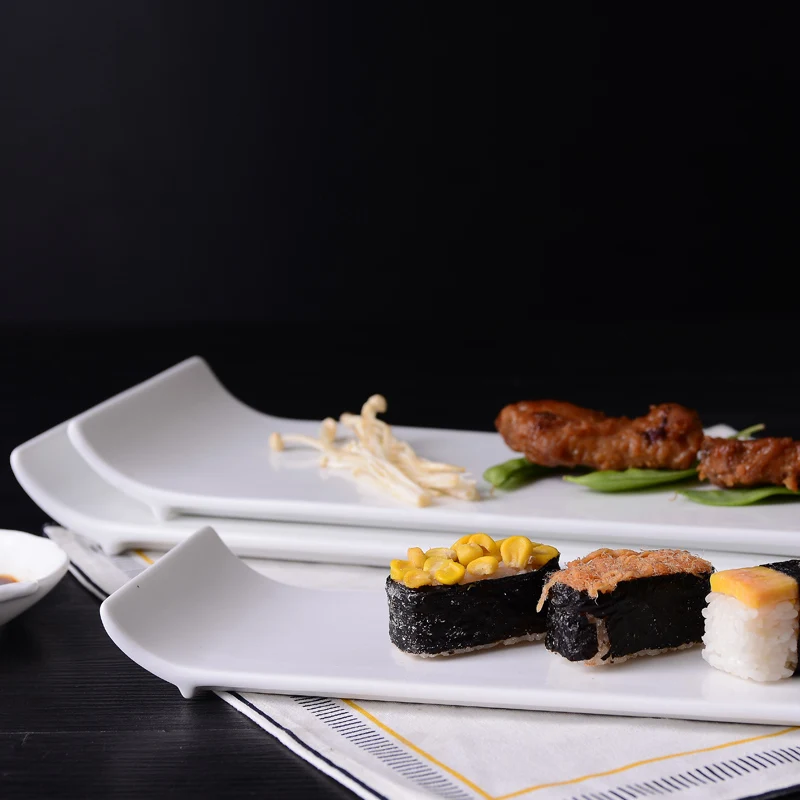 Белые керамические тарелки пищевые блюда художественный дизайн для отеля бара