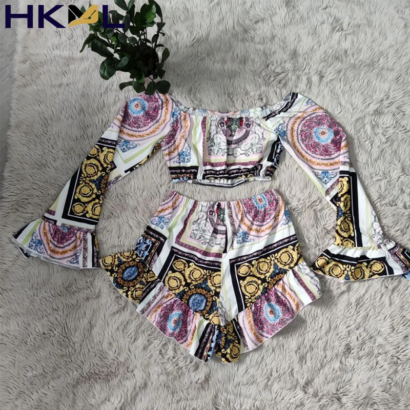 

Summer Women Shorts Set One Word Collar Vintage Suits Flare Sleeve Hedging Crop Top & Loose Shorts Two Piece Set