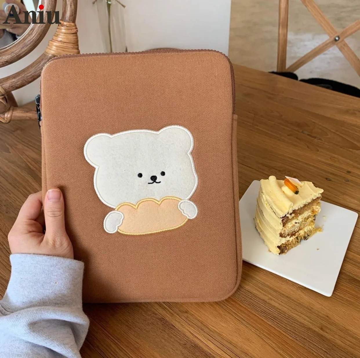 

New Bear 11 inch Laptop Sleeve Bag Korean Ins Glasses Bear Mac Ipad Pro 9.7 10.8 13 14.5 15 inch Laptop Tablet Inner Case Bag