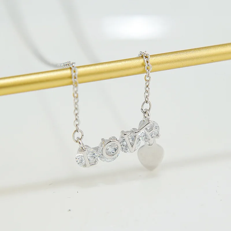 

Женское ожерелье из серебра 925 пробы с подвеской в виде английской буквы