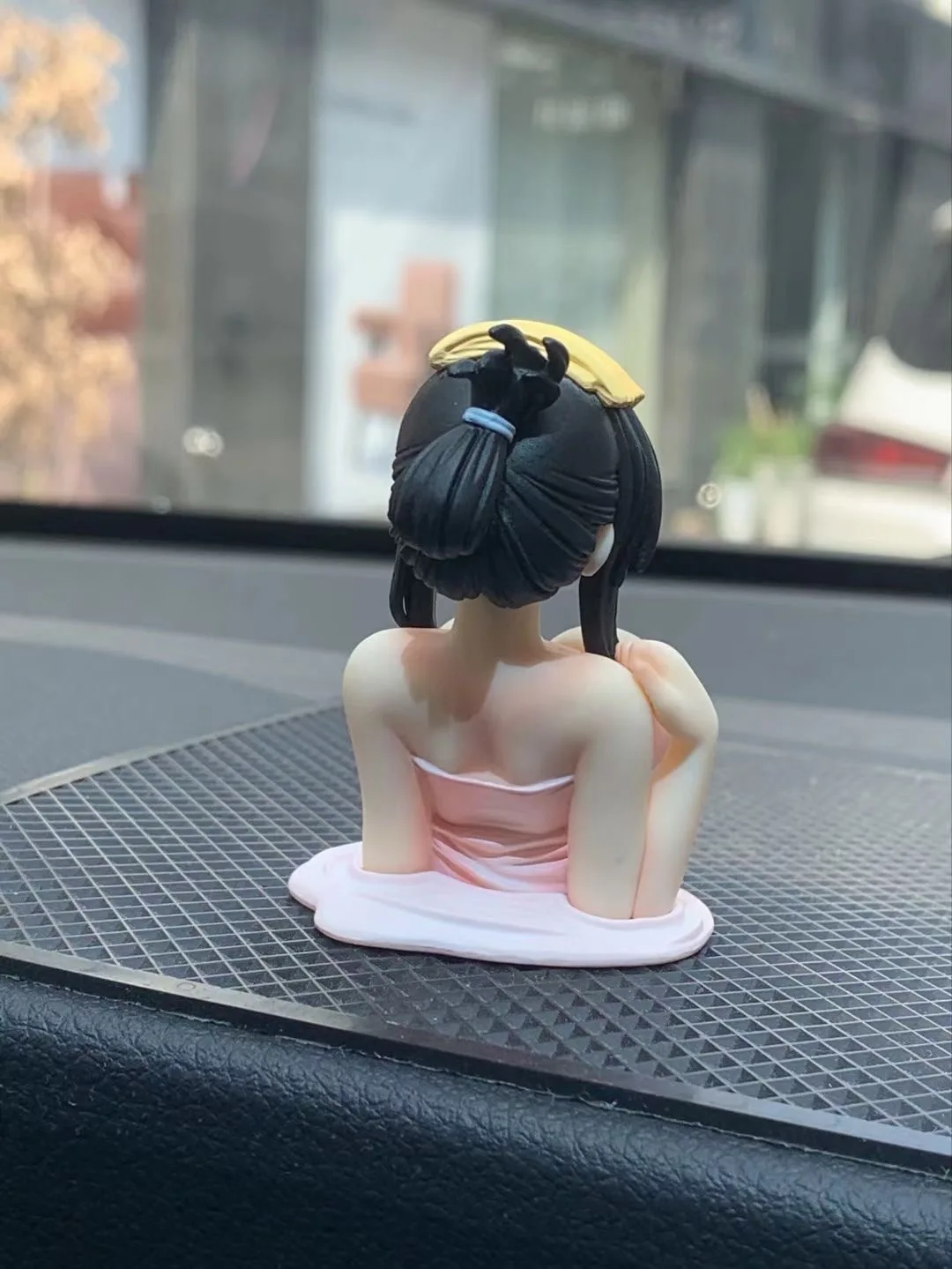 

5cm Japan Anime Enoki Tomohide eyewater Kanako Ohno Chest shaking PVC Action Figure Toy Car Decoration Adult Collection Model