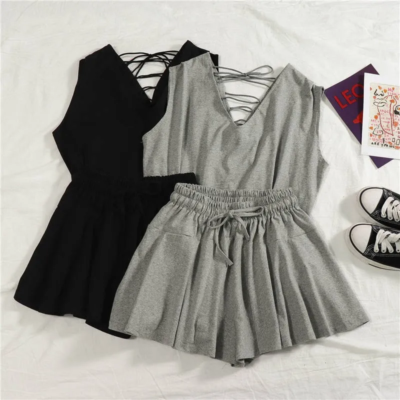 

Korean style sleeveless tshirt and mini skirt 2 piece sets womens outfits clothes loose 2021 new joggers women clothing