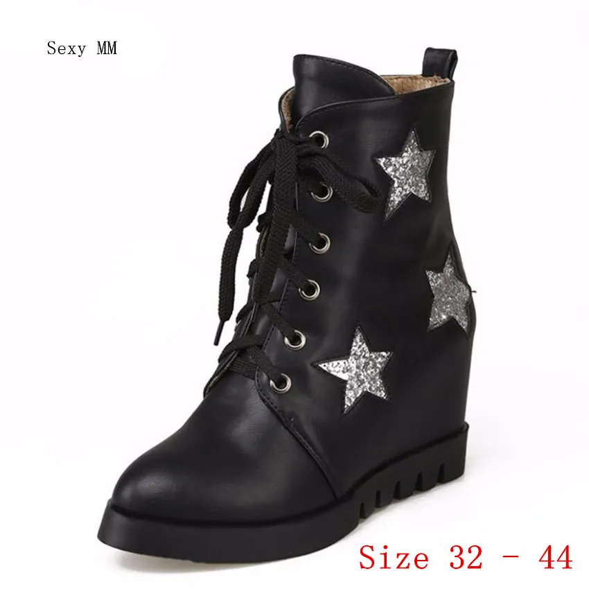 Женские Ботильоны на весну и осень короткие дамские сапоги танкетке