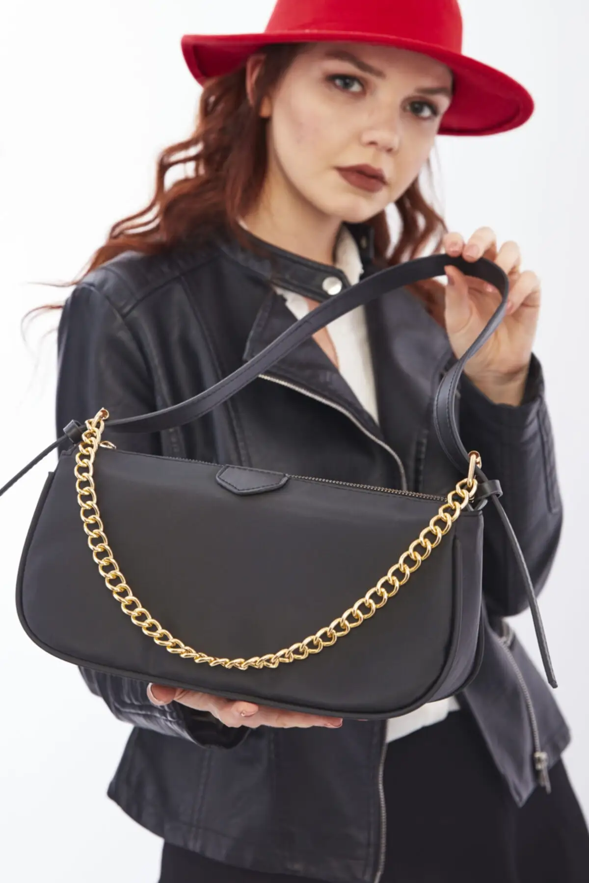 

Women's Black Fronting Chain Sleeve Bag Cty-lbn-5067