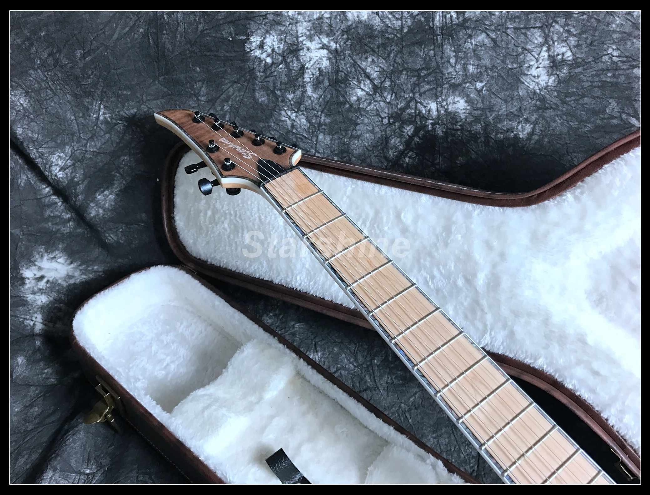 E G1 Высококачественная электрическая гитара с 7 струнами облицовкой сверху из