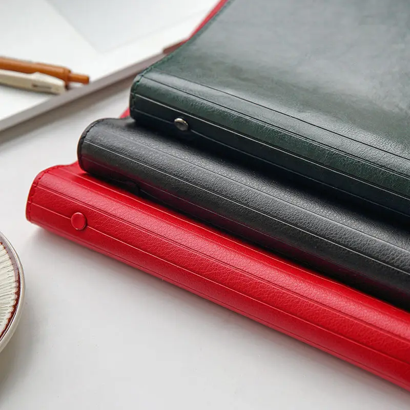 Блокнот планировщик формата А4 с листьями внутренняя бумага без рисунка в виде