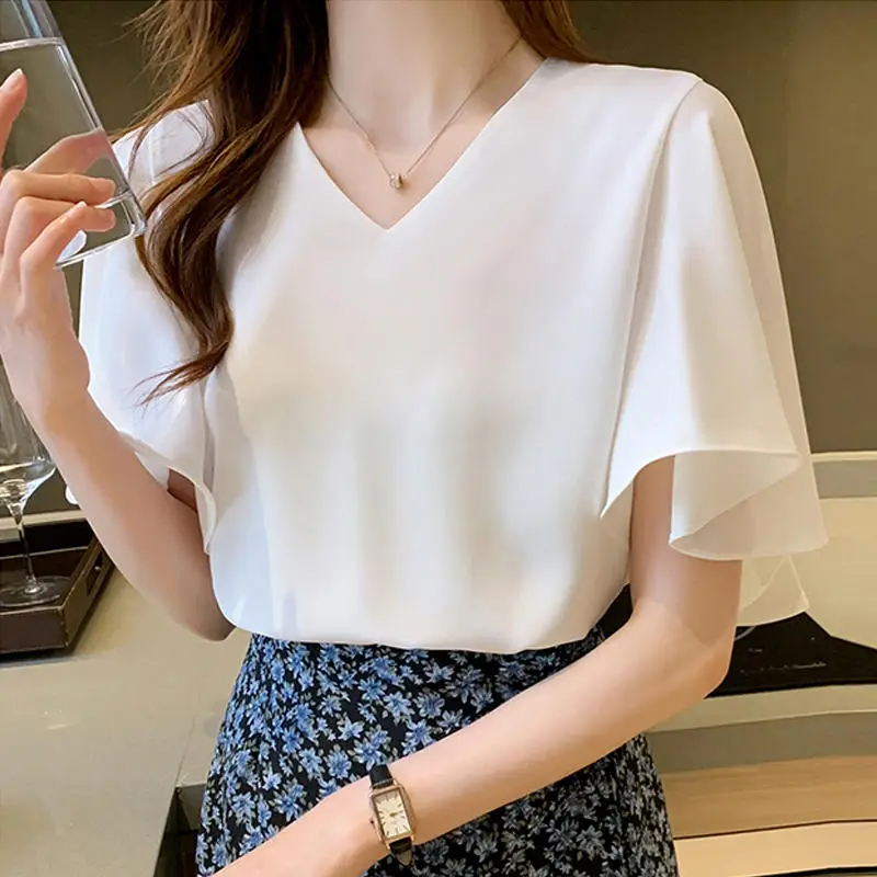 

Белая шифоновая блузка, рубашка, Женская свободная летняя блузка, модная повседневная Уличная одежда с V-образным вырезом, однотонные Новые ...