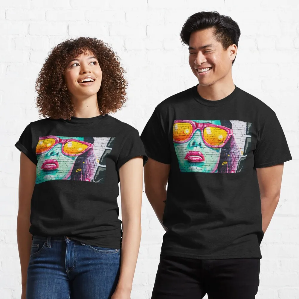 

Tops T Shirt Women Graffiti wall Classic T-Shirt
