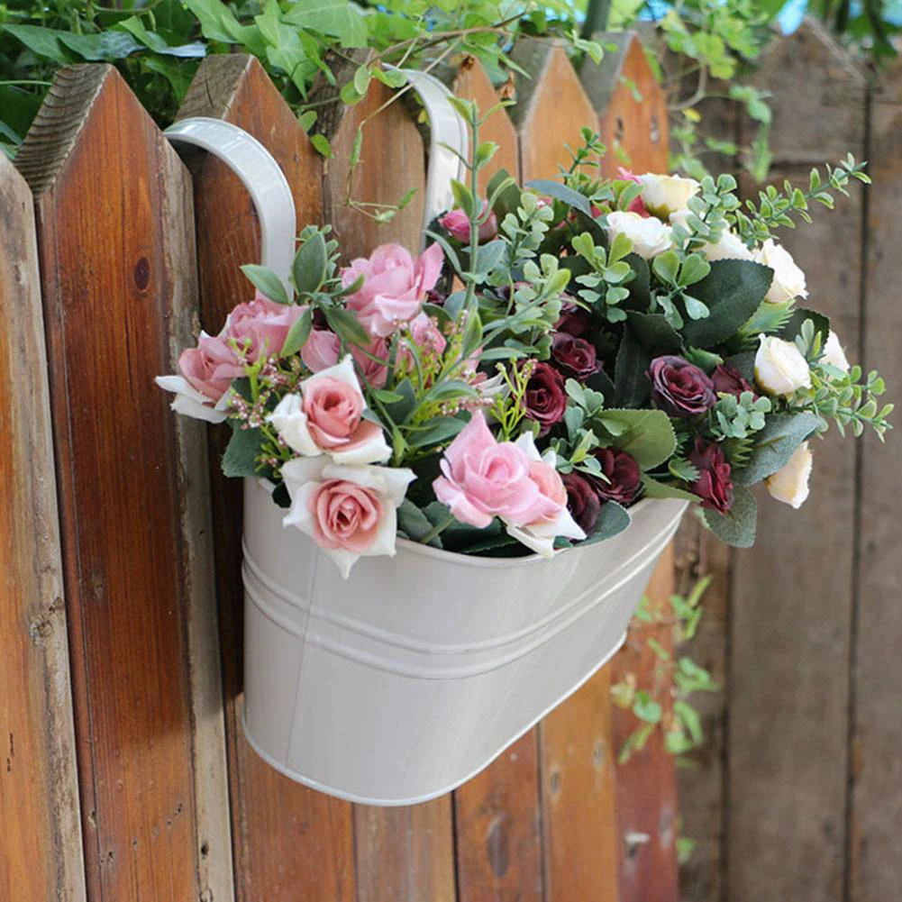 

Iron Hanging Flower Plant Pots Balcony Garden Plant Planter Fence Bucket Flower Holders with Detachable Hook Home Decor