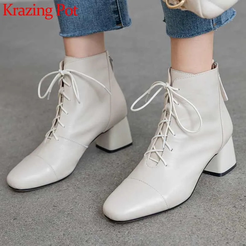 Женские ботильоны из натуральной кожи на молнии высоком каблуке с квадратным