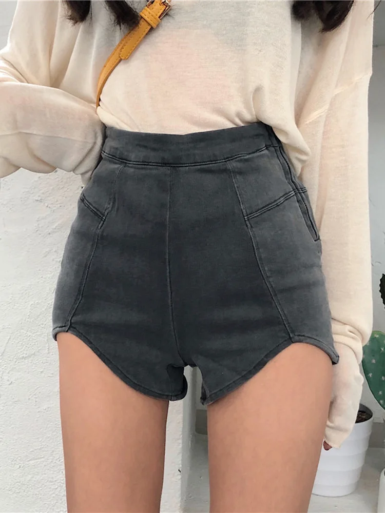 

Summer 2021 New Wide Leg Denim Shorts Women's Loose Thin Rolled Jeans Short Pants Casual Straight Retro High Waisted Shorts