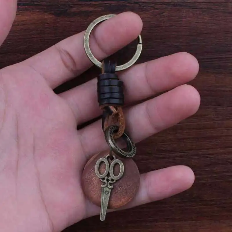 Scissors 1 LXJERY 19 видов стилей, винтажная деревянная крышка для бутылки колы, кожаный переплетенный брелок для ключей для женщин, сумка, подвеска в виде ключа, цепочка, подарки - Цвет: Scissors 1