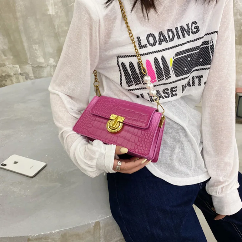 

Luxury Design Chain Shoulder Bags For Women 2021 Summer New Fashion Ladies Handbags Armpit Bag Brand Trendy Crossbody Bag Female