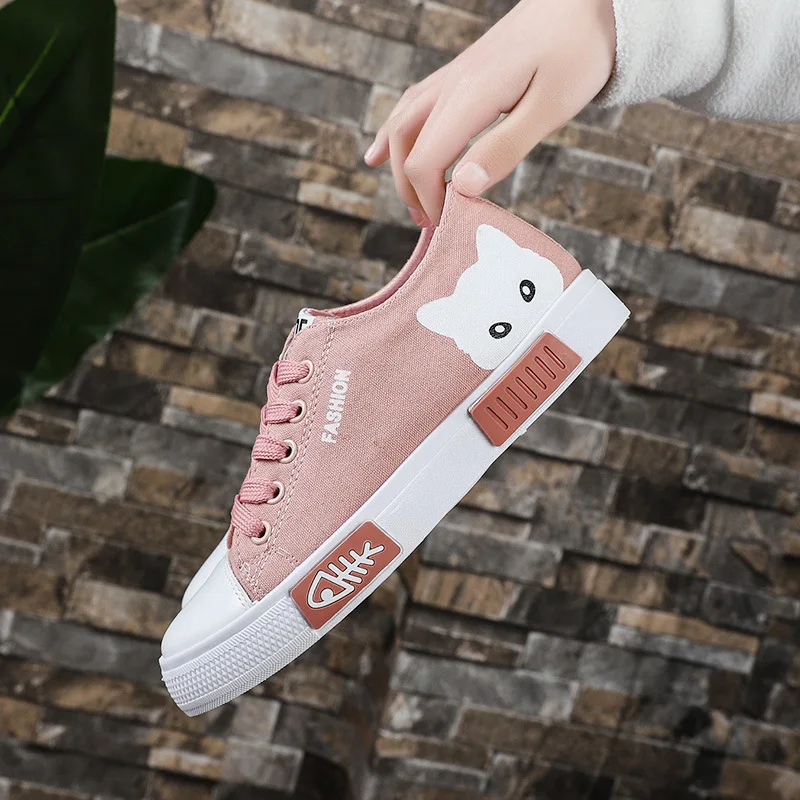 

Classic white sneakers ladies casual canvas female lace flat sneakers fashion kitten cartoon low to help vulcanized shoes M6-17