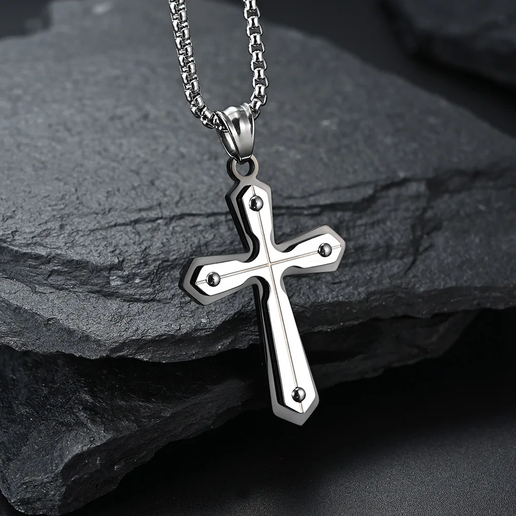 

European and American rivet Double Cross Necklace simple titanium steel trendsetter men's and women's two-color Cross Pendant