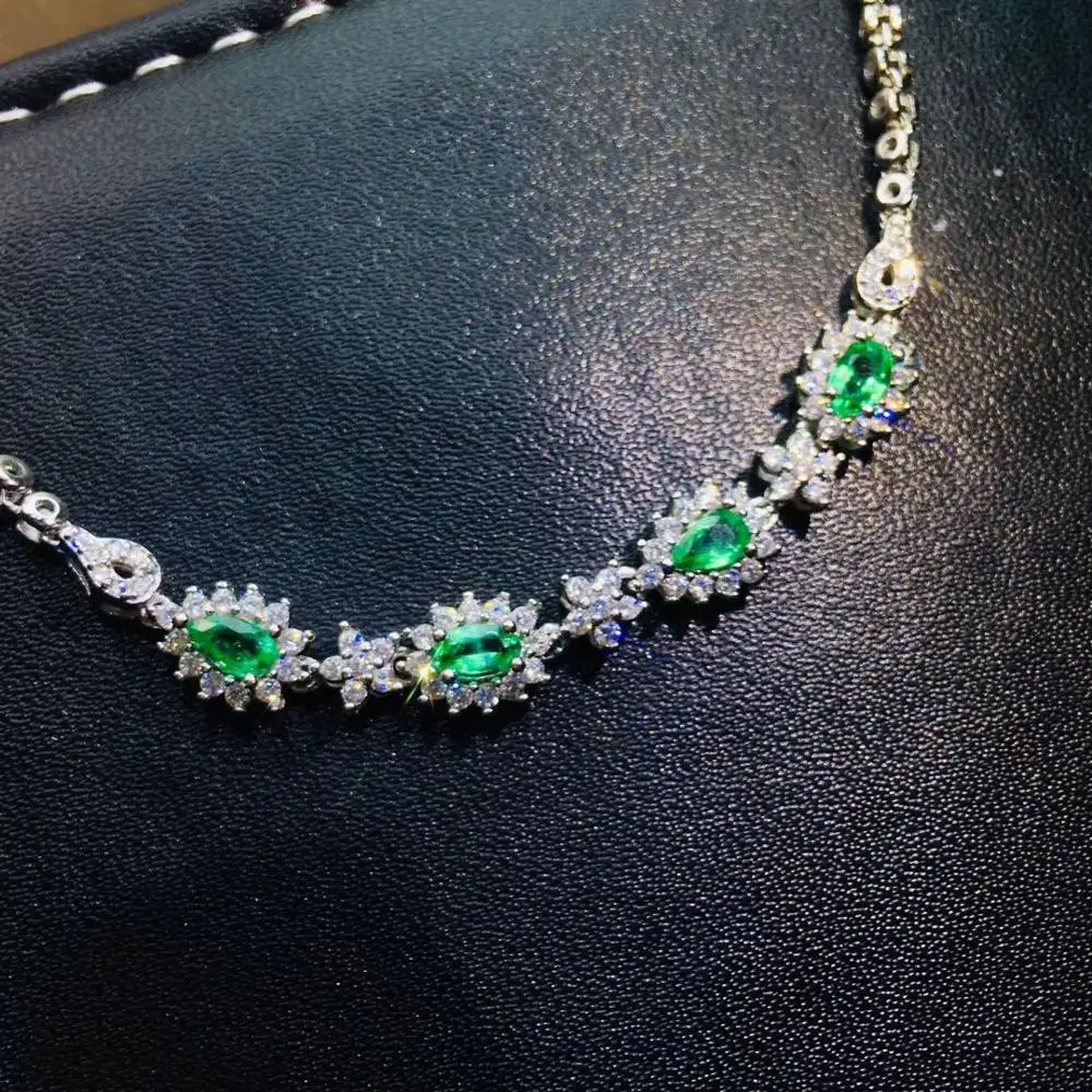 

KJJEAXCMY Fine Jewelry 925 Sterling Silver inlaid Emerald women hand bracelet elegant support detection