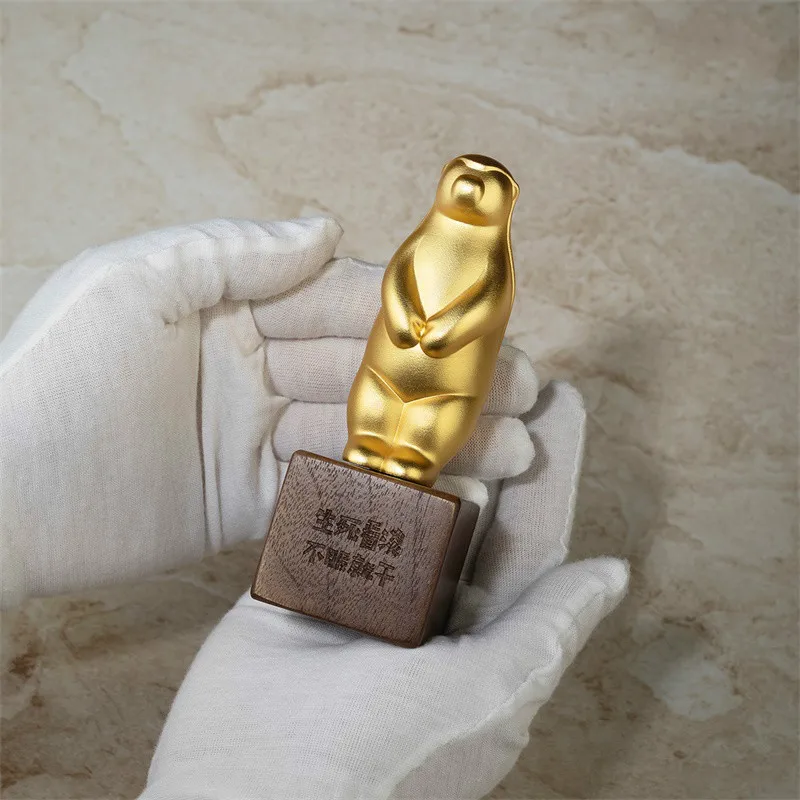 

All-Copper Gold Plated Ornaments "Fighting Spirit" Home Accessories Flat Head Decoration