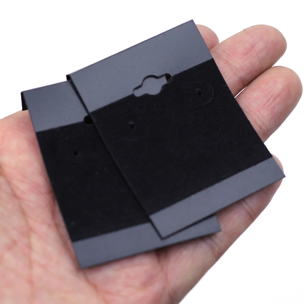 Рисунок 3 - крючки для сережек и витрин