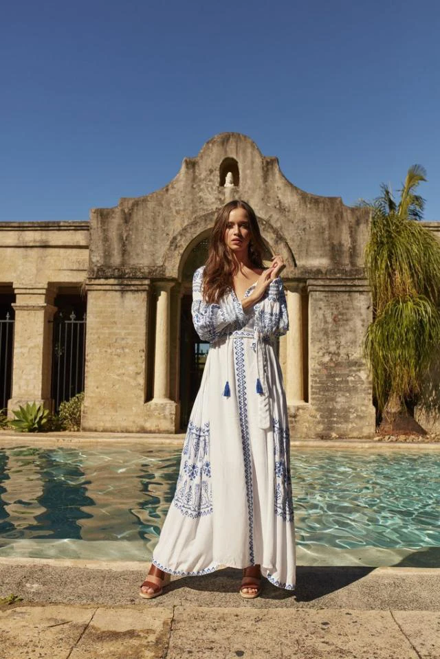 Boho кисточкой из хлопка с вышивкой для женщин v образным вырезом и рукавами