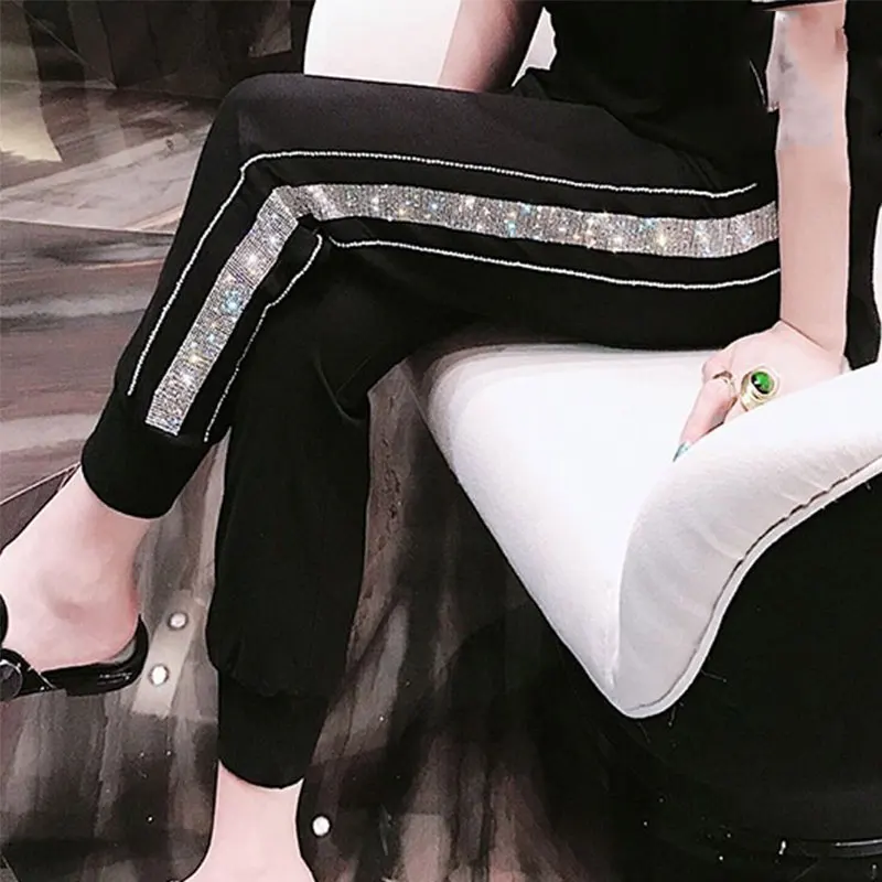 

2020 Summer Pants Women Knitted Nine-point Heavy Industry Hot Drilling Casual Harem Woman Pants Harajuku Side Stripe Black Pant