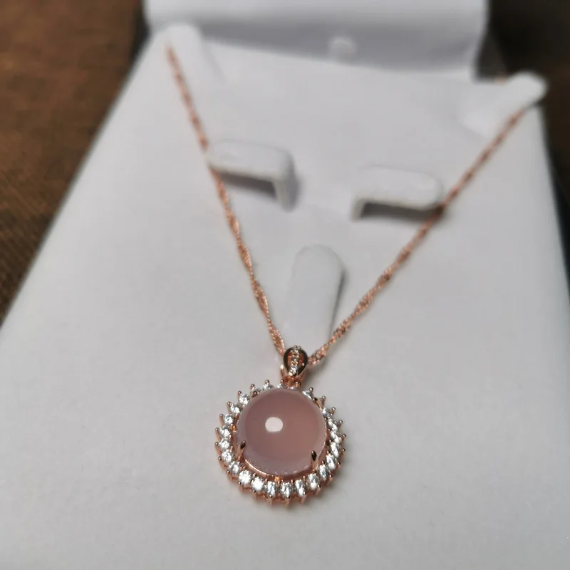 

Retro Round Natural Pink Jade Pendants Necklaces Women Female Rose Gold 925 Sterling Silver Chain Necklace Party Fine Jewelry